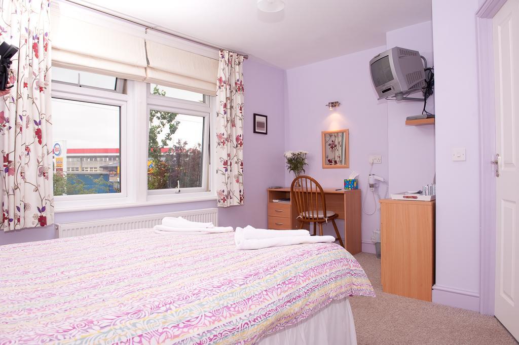 Holbrook Bed And Breakfast Шефтсбери Номер фото